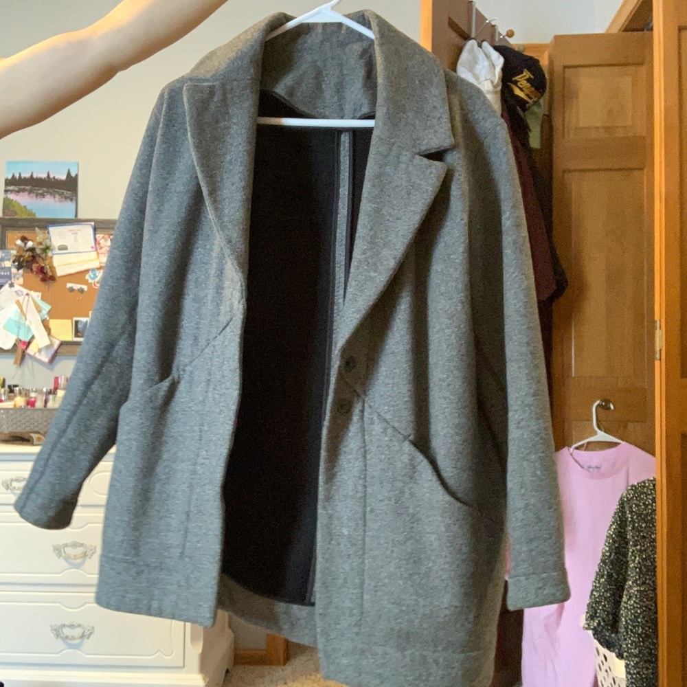 lululemon jacket